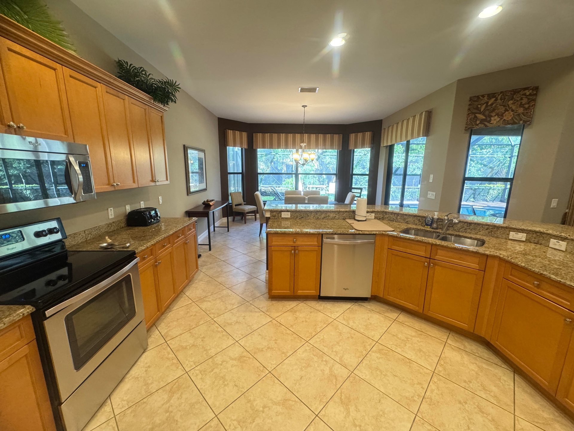 11848 Rosalinda Ct  photo 16