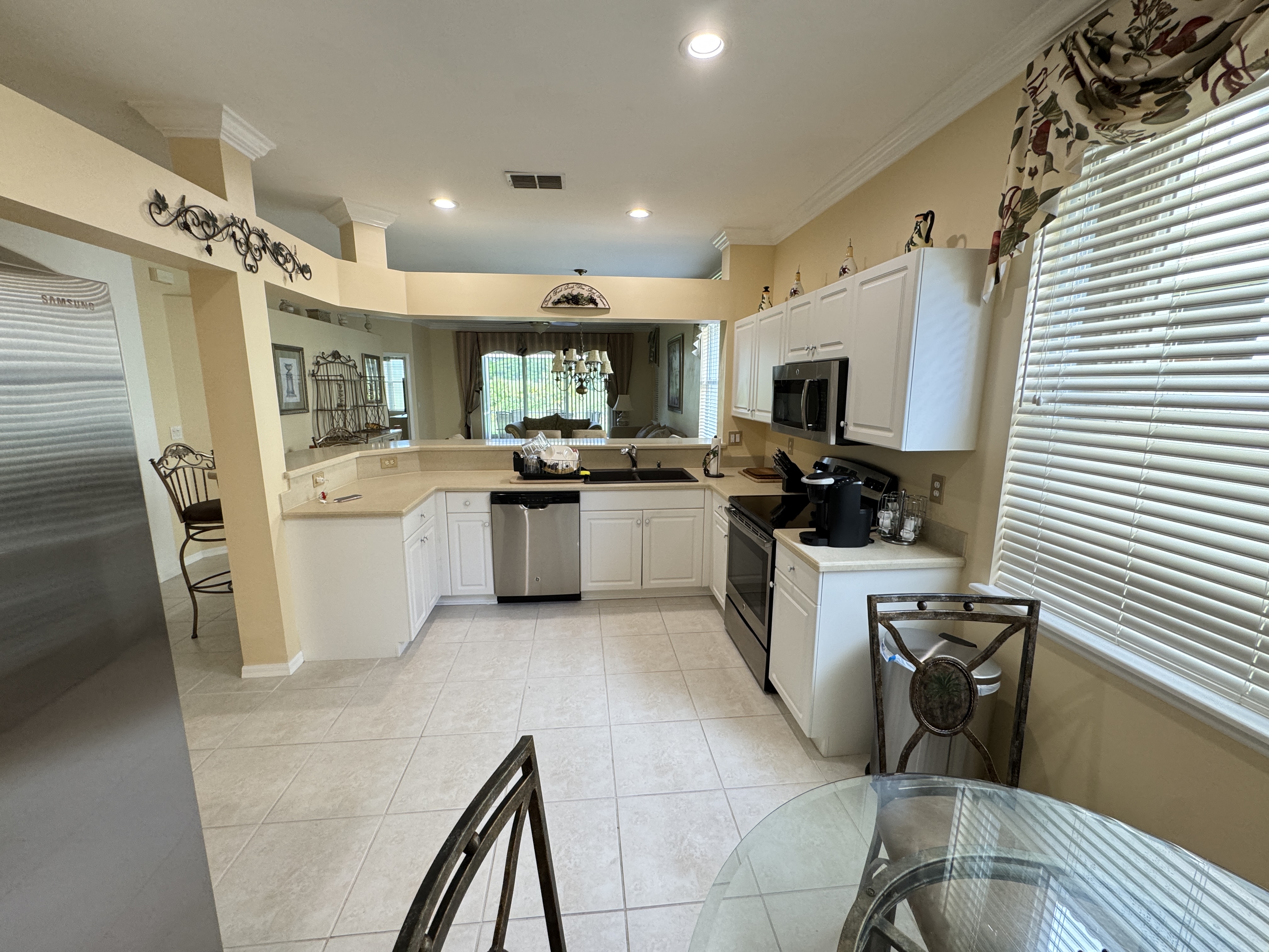 2226 Carnaby Ct  photo 7
