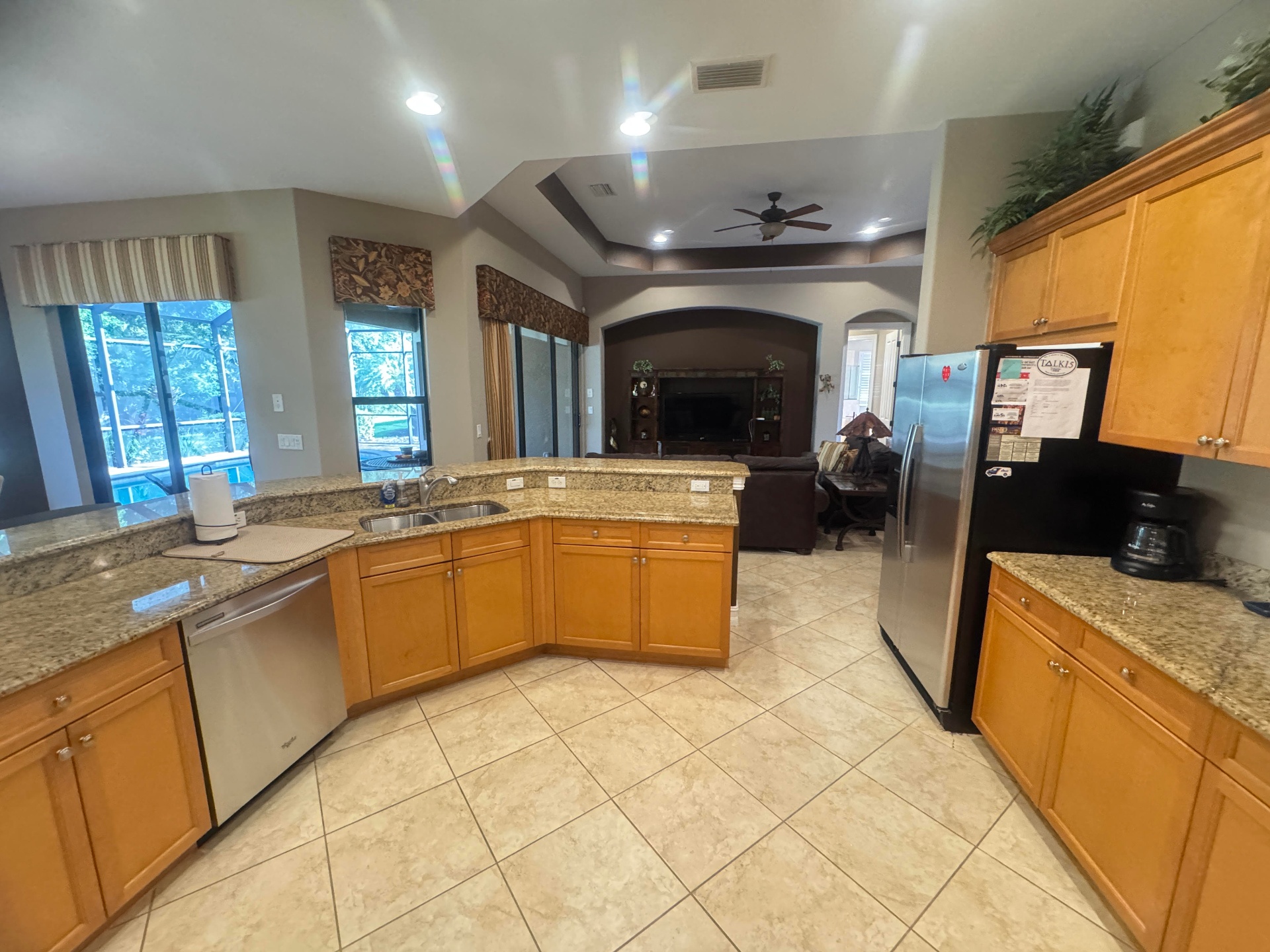 11848 Rosalinda Ct  photo 15