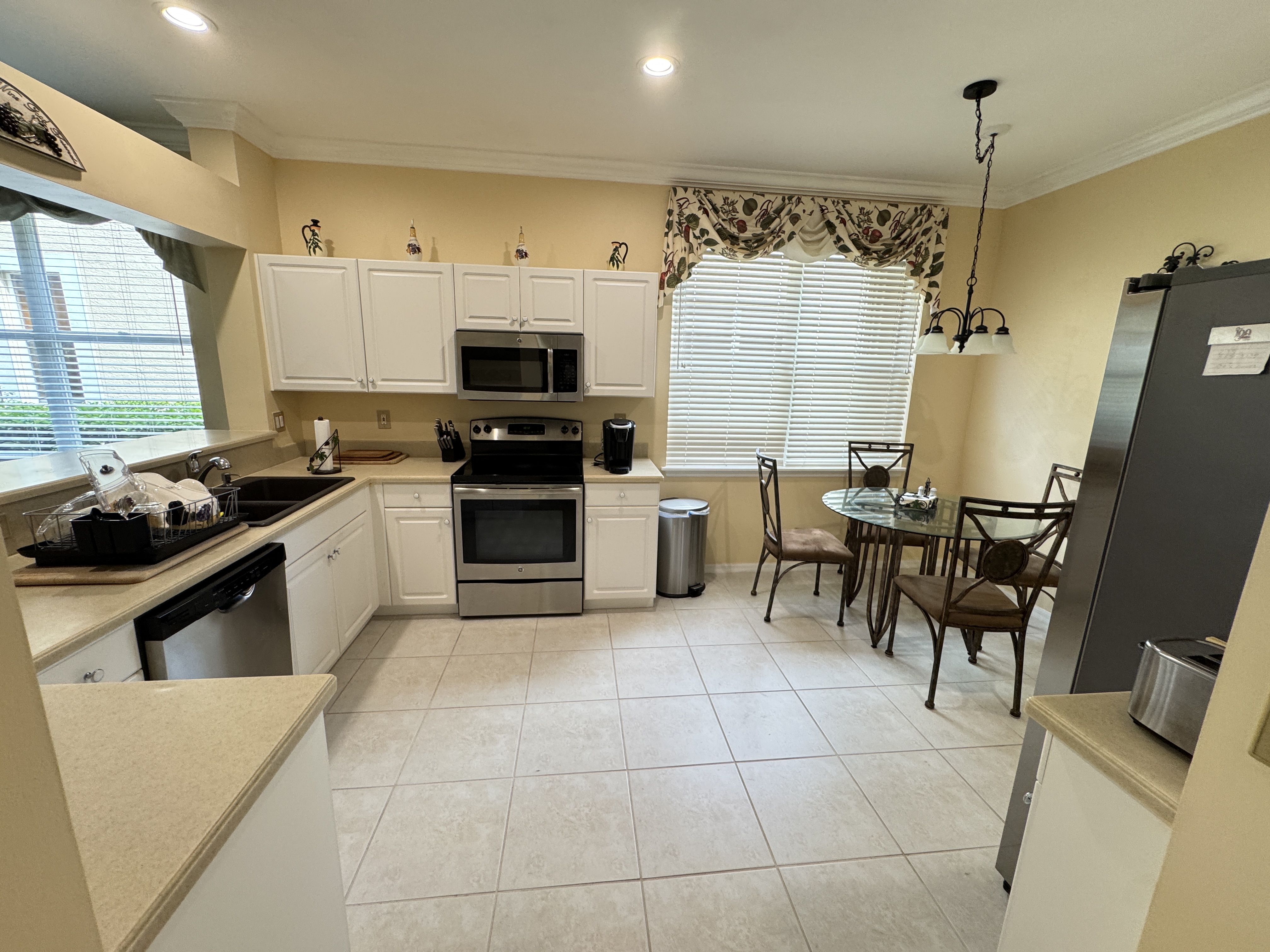 2226 Carnaby Ct  photo 6