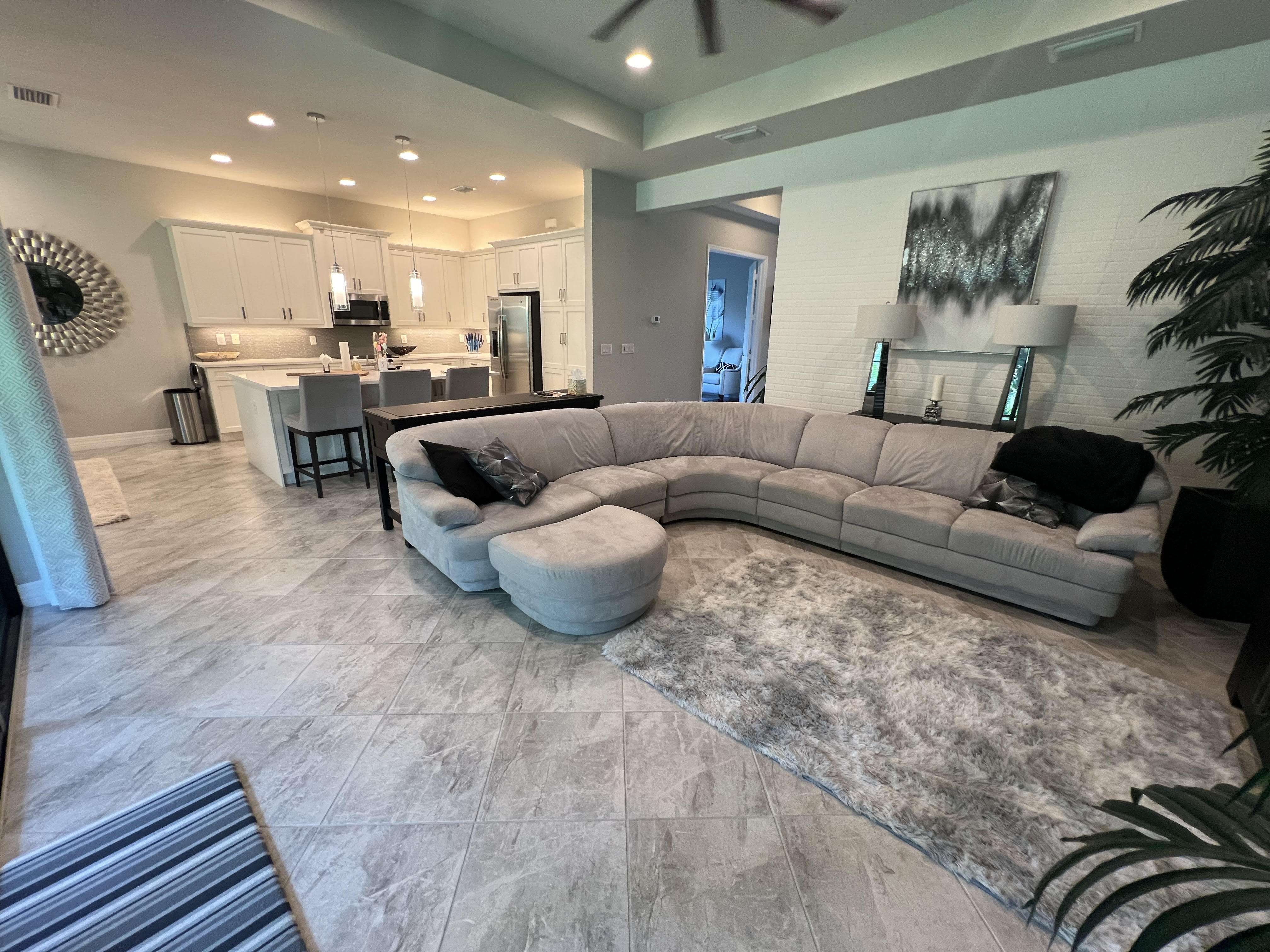 11624 Stonecreek Cir  photo 14